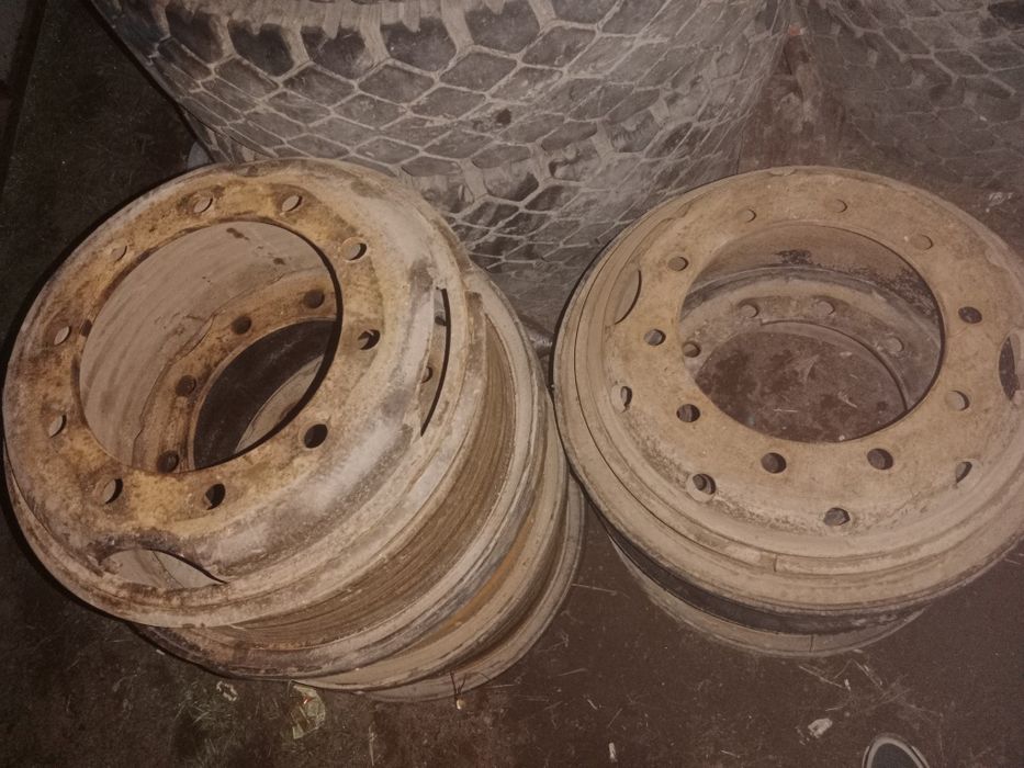 Продам диски на КамАЗ
