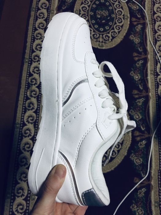 Krossofka ZARA brend