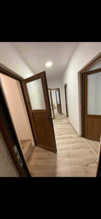 casa de închiriat pentru locuit sau punct de lucru, birouri etc .