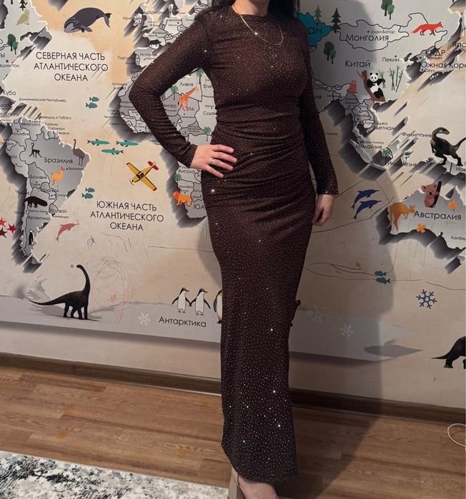 Платье вечерные