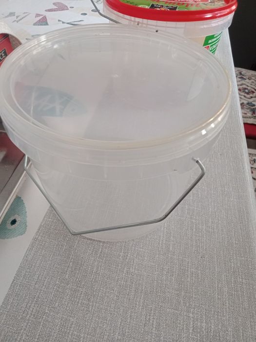 Пластиковые шашлычные банки.