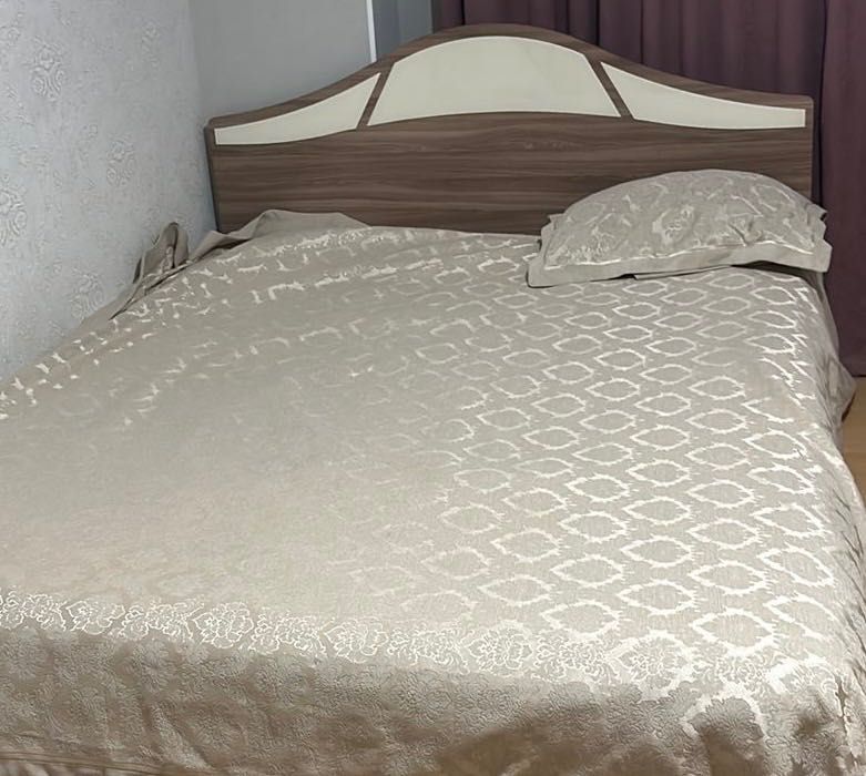 Продам спальную мебель