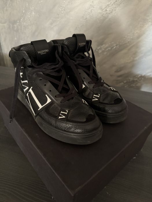 Adidasi Valentino Garavani, marimea 41