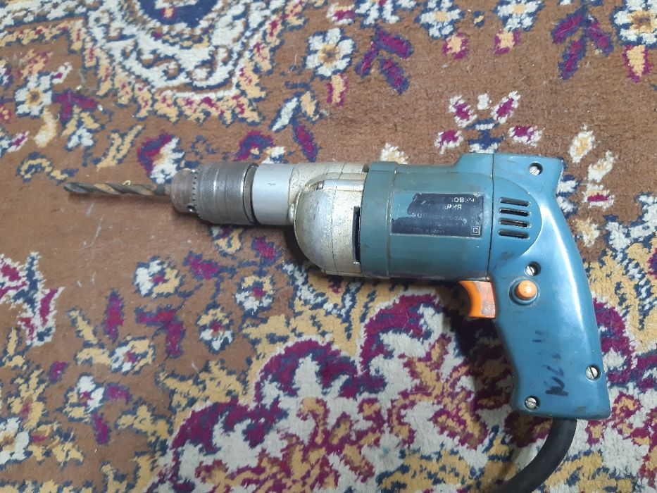Продажа или обмен дрели