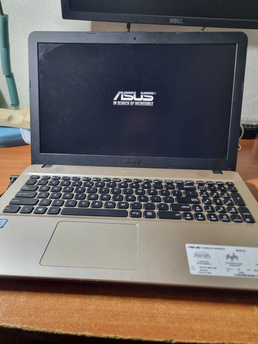 Vand Laptop Asus X541U
