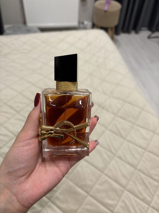 Парфюм YVES SAINT LAURENT  libre le parfum