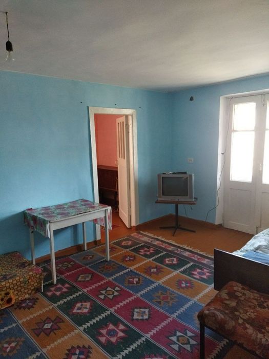 Ижарга 2-х хонали квартира берилади