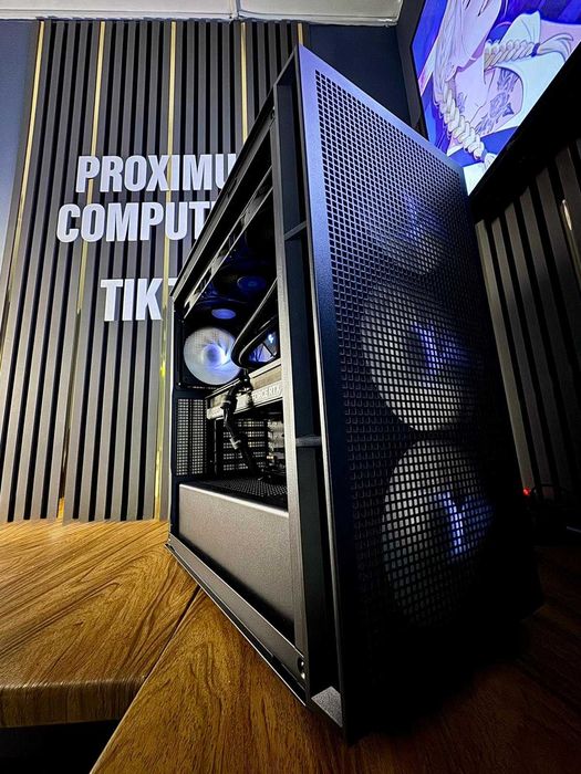 Calculator Gaming Ryzen 7 9800x3d,RTX 5070,32GB DDR5,SSD 2TB,Garantie!