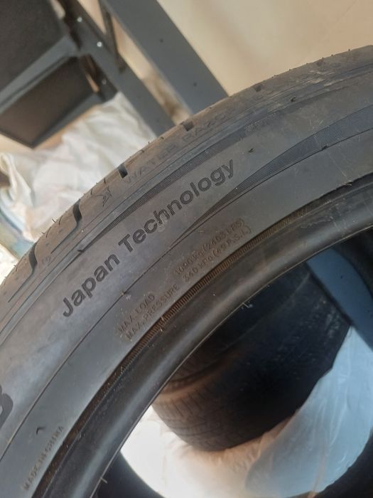 Продам две летние шины новые