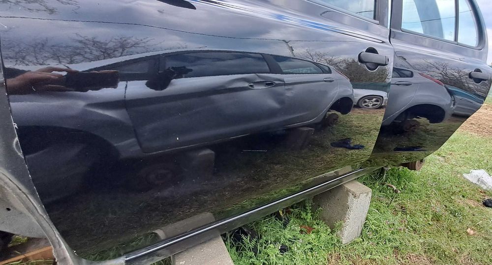 Врата / Врати / багажник ,заден капак NISSAN MICRA K12  1.2I 80к.с