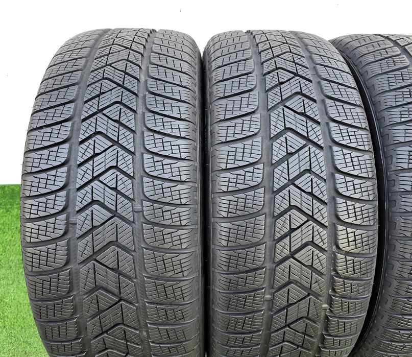 4бр. 235/55/19 PIRELLI Scorpion - зимни