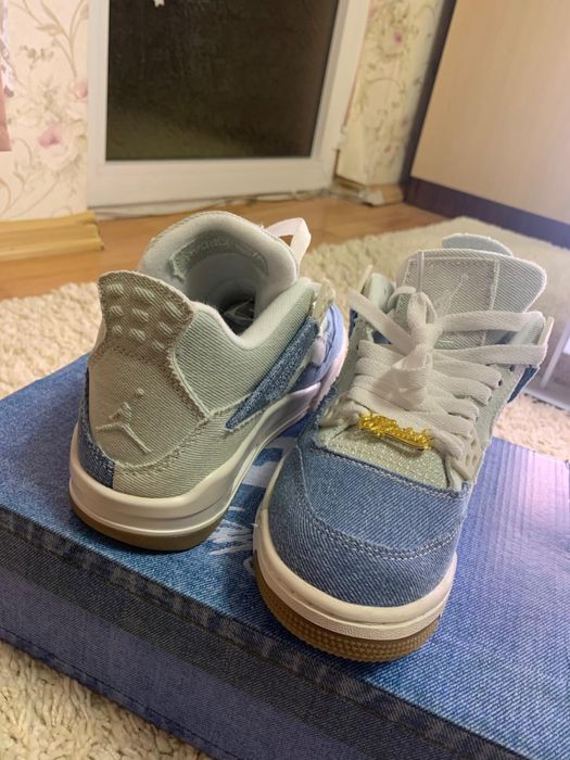 Jordan 4 denim 37.5