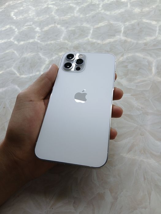 Iphone 12 pro oq rangi 256GB