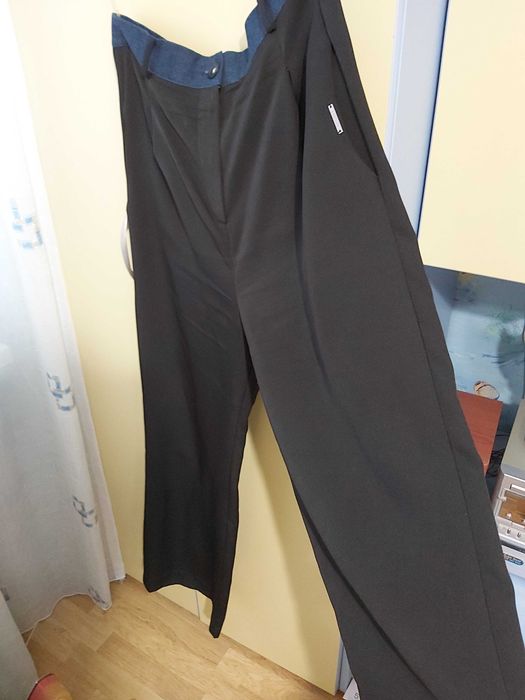 Панталон на марката " Юнона" размер 42.