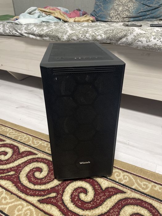 Монитор игравой компьютер