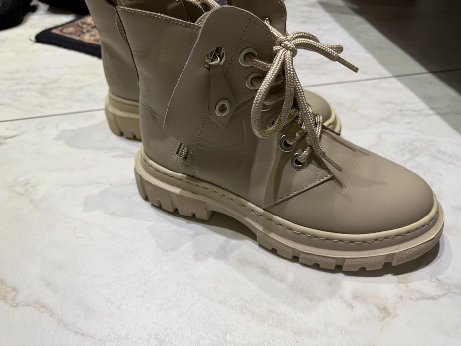 Ghete piele 36 cu fermoar