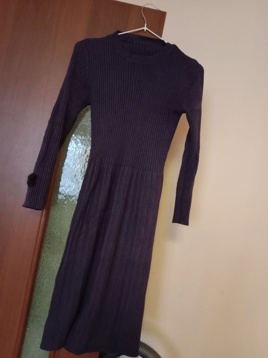 Продам платья 1000 тг