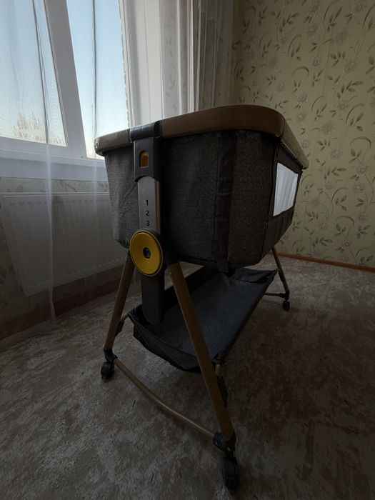 Детские вещи, коляска, кроватка