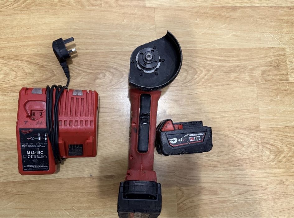 Флекс Milwaukee HD18 AG115