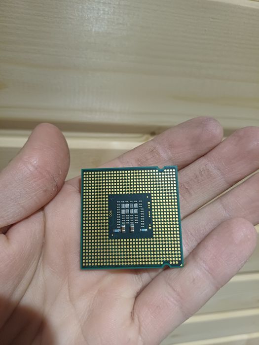 Процессор Intel Pentium E5200
