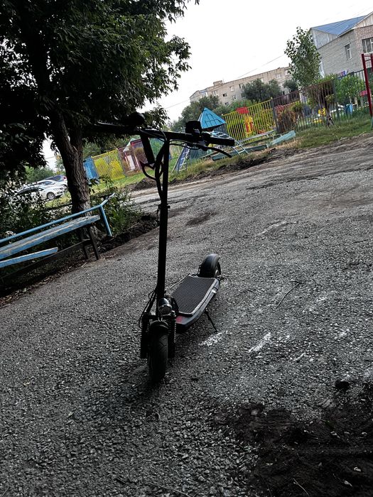 Электросамокат в подарок сидушка
