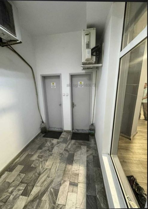 Дава се под наем Офис в Пловдив, Център - 31 кв.м за 255 € - Снимка #6