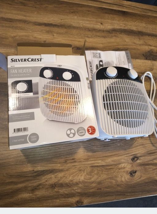 Calorifer  ceramic ,2200 w,nu usucă aer în încăpere ,temperatura conto