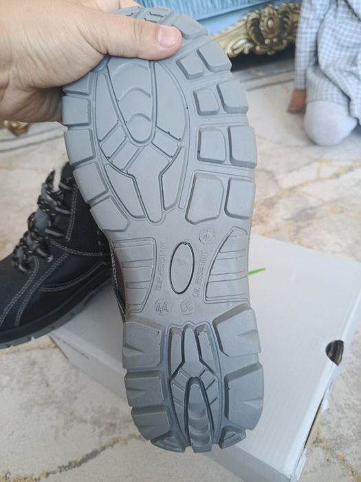 Зимняя спец обувь