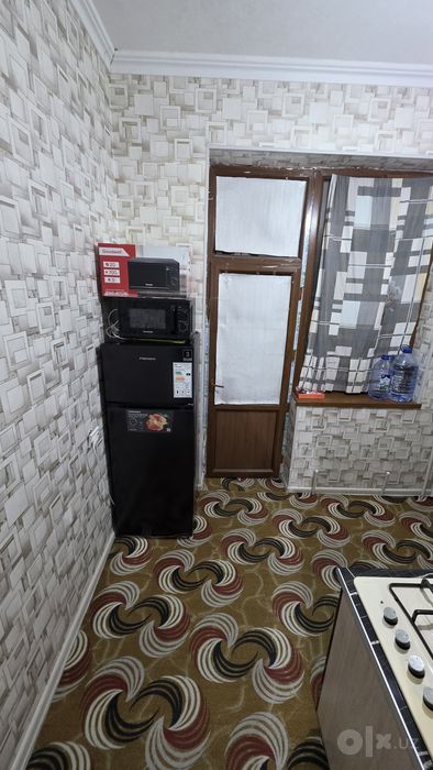 Narpay yuli  Alberuniy maktab oldida