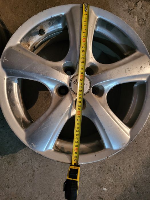 Продам титановый  диски на 16