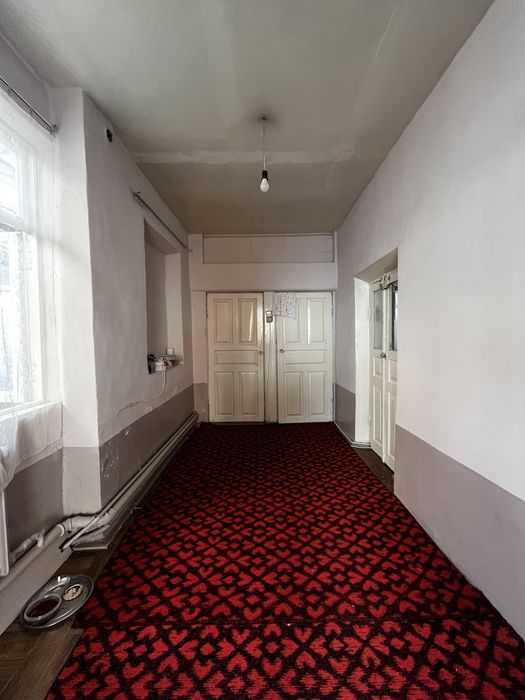 Первая линия / дом под бизнес/ Яшнабад