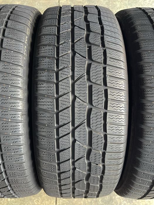 Set anvelope cauciucuri iarna Continental 215 60 R17 M+S cu profil 6mm