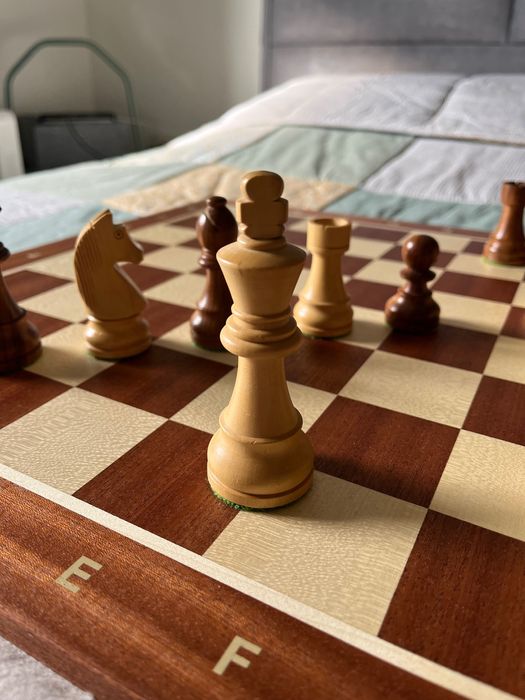 Фигури за шах Staunton - височина на царя 9.5 см