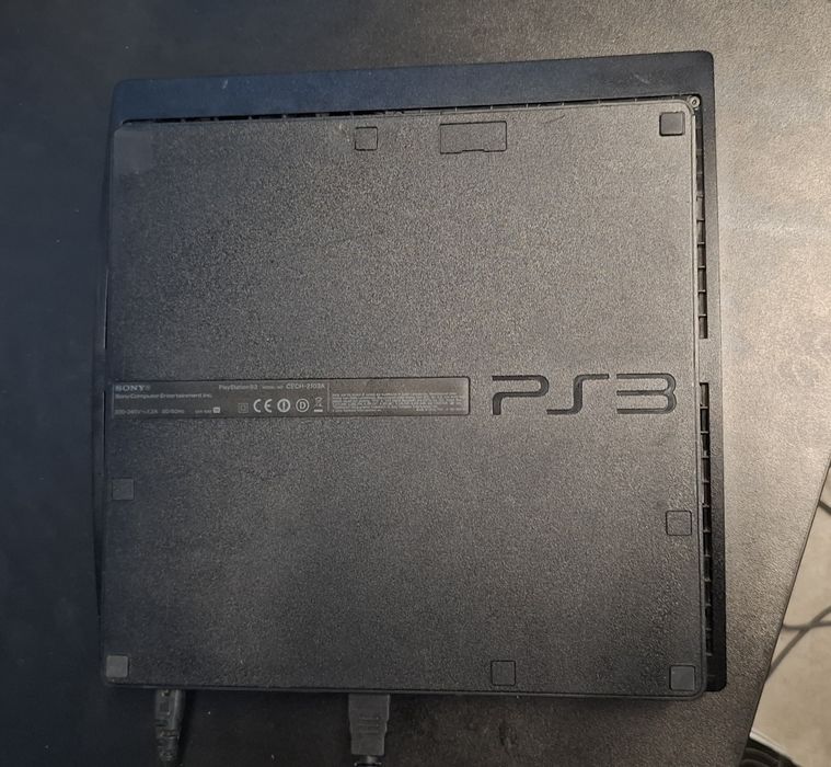 Playstation 3 modat 500GB original cu 50 jocuri
