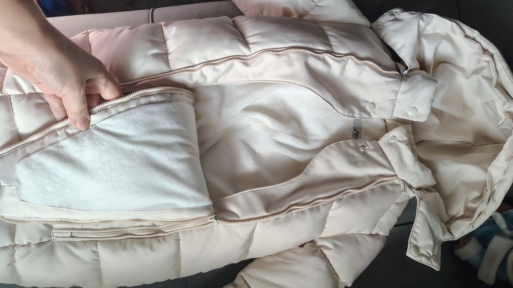 Продам детский зимний комбинезон