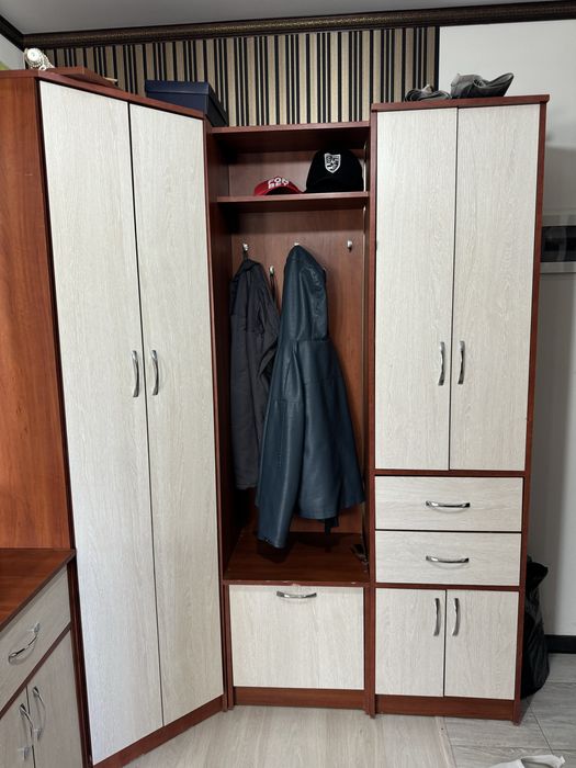 Угловая прихожая