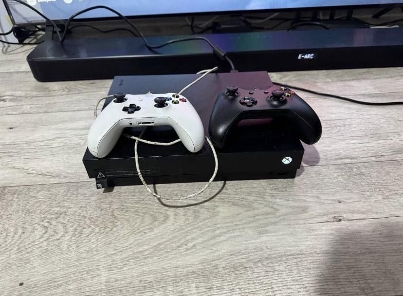 xbox one x 1tb black