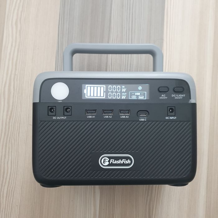 Acumulator Portabil Camping de mare putere 300w  FlashFIsh CEL MAI BUN