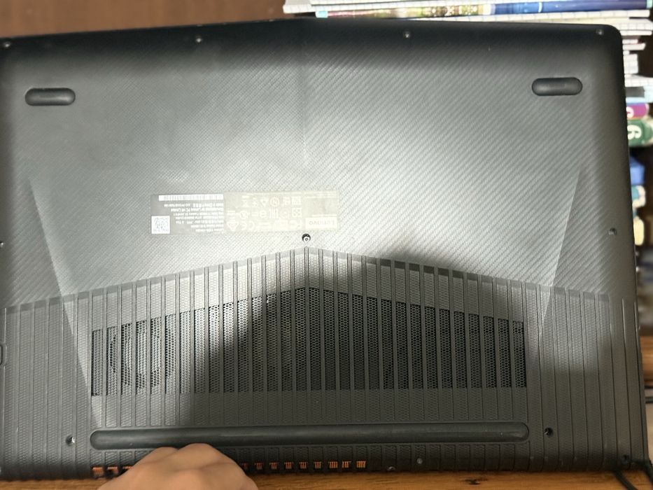 продаеться игровой ноутбук