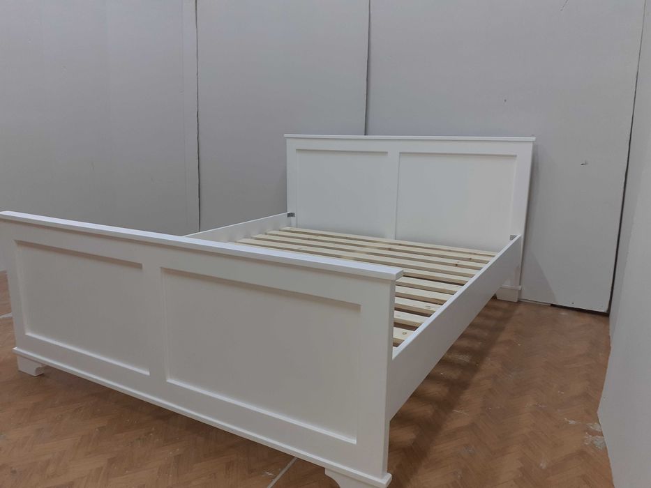 TRANSPORT GRATUIT.Pat single din lemn masiv.Cod 218