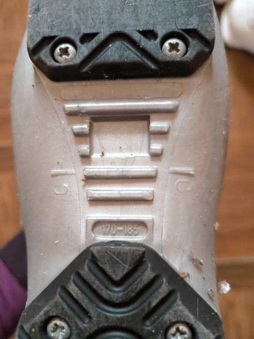 Горнолыжные ботинки детские