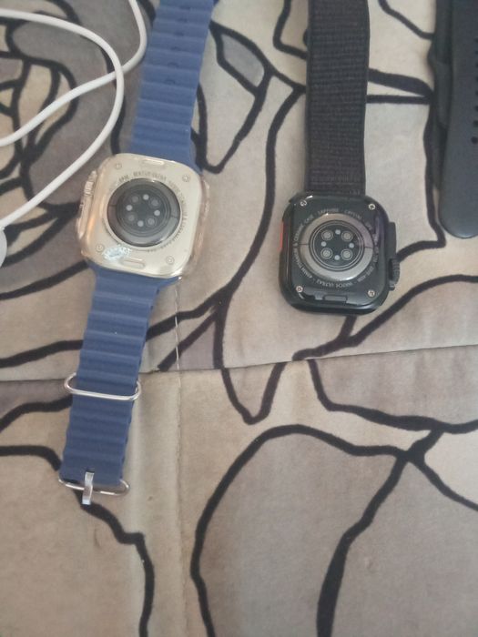 Смарт часы двое штук