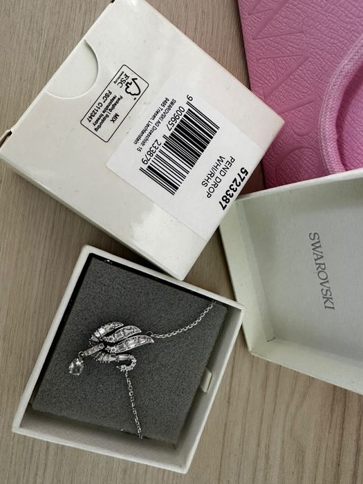 Продам подвеску Swarovski