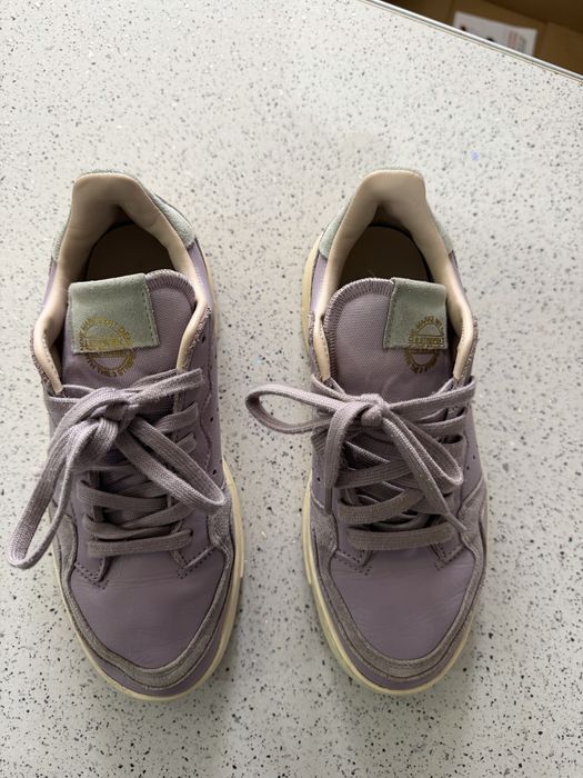 Adidas Unisex piele Nr 38 ( 23,5 cm ) 10/10 Pret : 69 lei