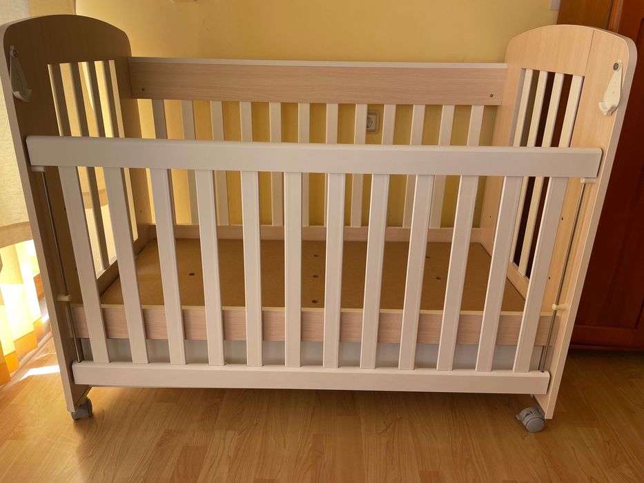 Ново/неизползвано Детско легълце/кошара от мебели Виденов