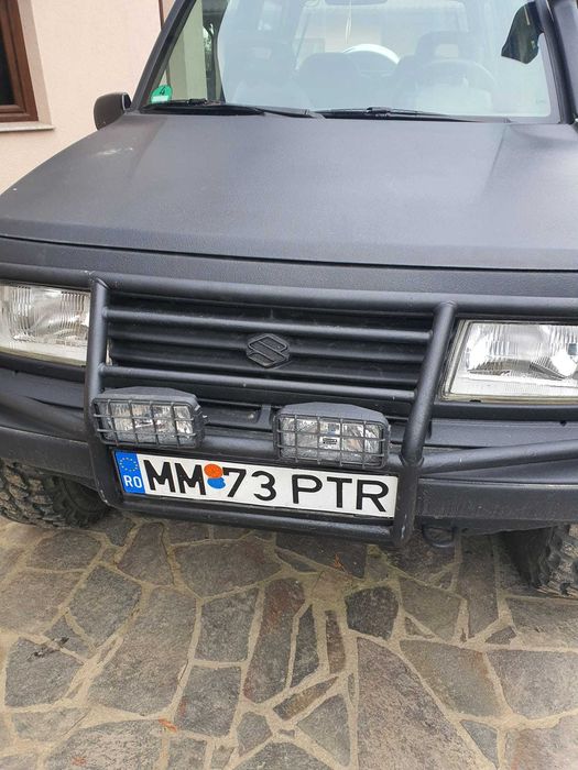 Vând Suzuki Vitara