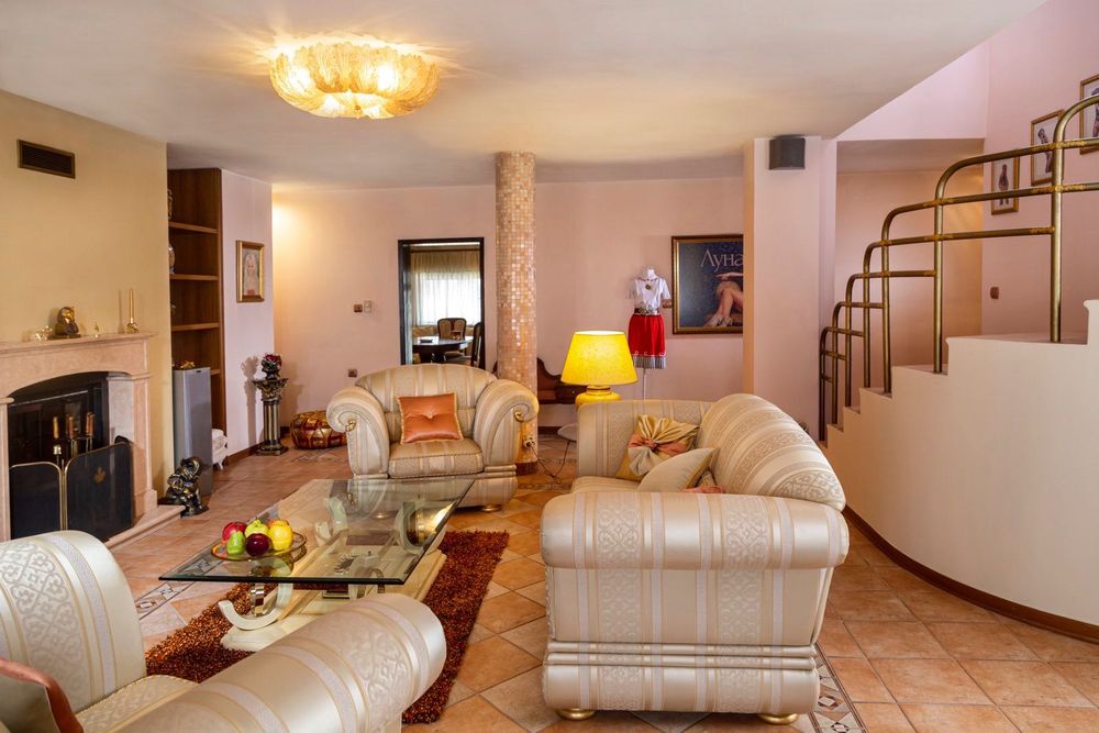 Продава се Мезонет в София, Лозенец - 254 кв.м за 2166 €/кв.м - Снимка #1