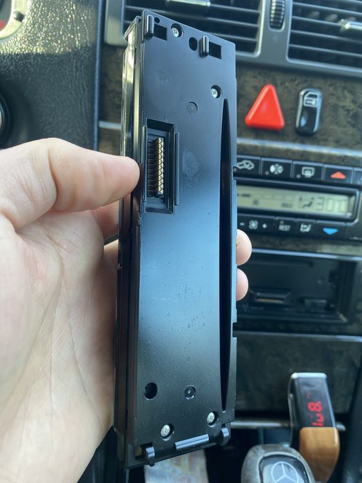 Пионер дельфин DEH5250SD