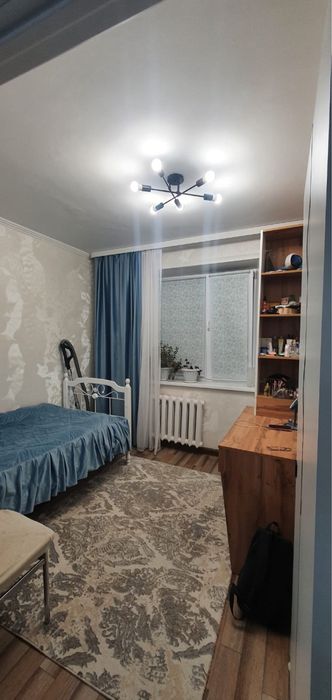 Продам 4х комнатную квартиру