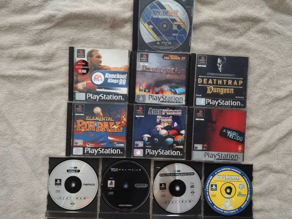 Jocuri si Memory Card-uri originale PlayStation 1 si 2